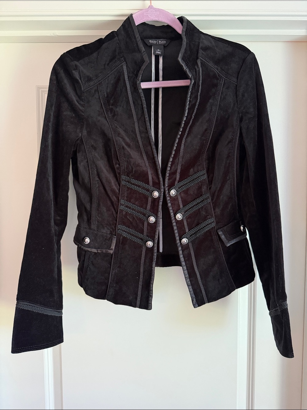 White House Black Market Black Suede Military-Inspired Blazer

Ptp18